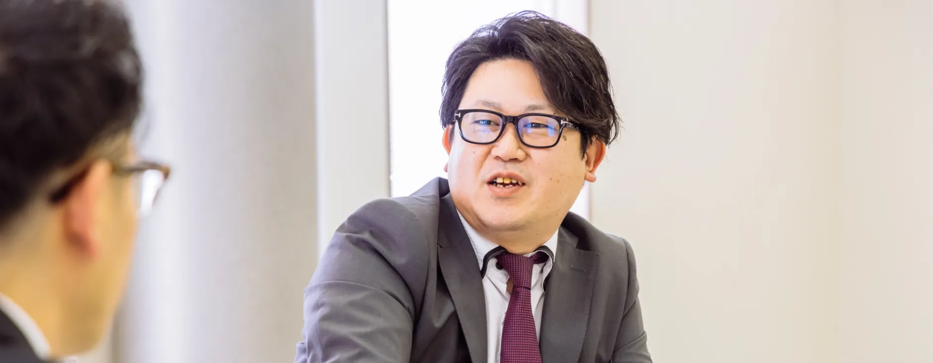 インタビュー中の画像