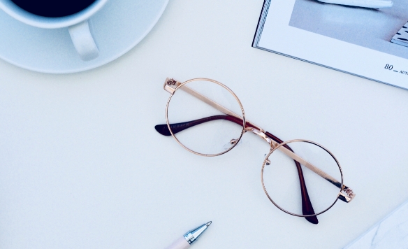 メガネ社員割引き